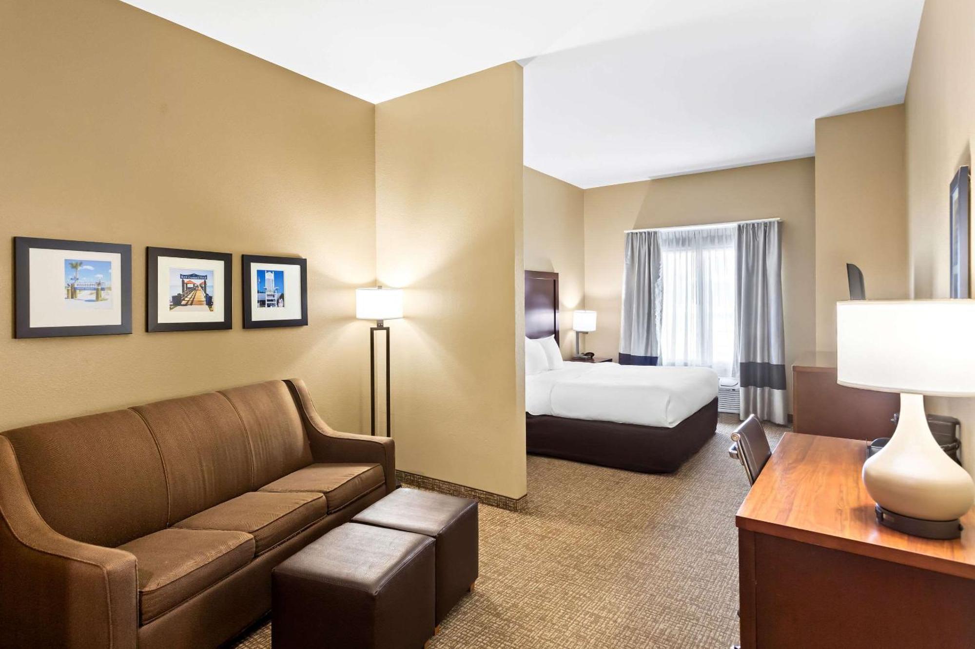 Comfort Suites Gulfport Εξωτερικό φωτογραφία