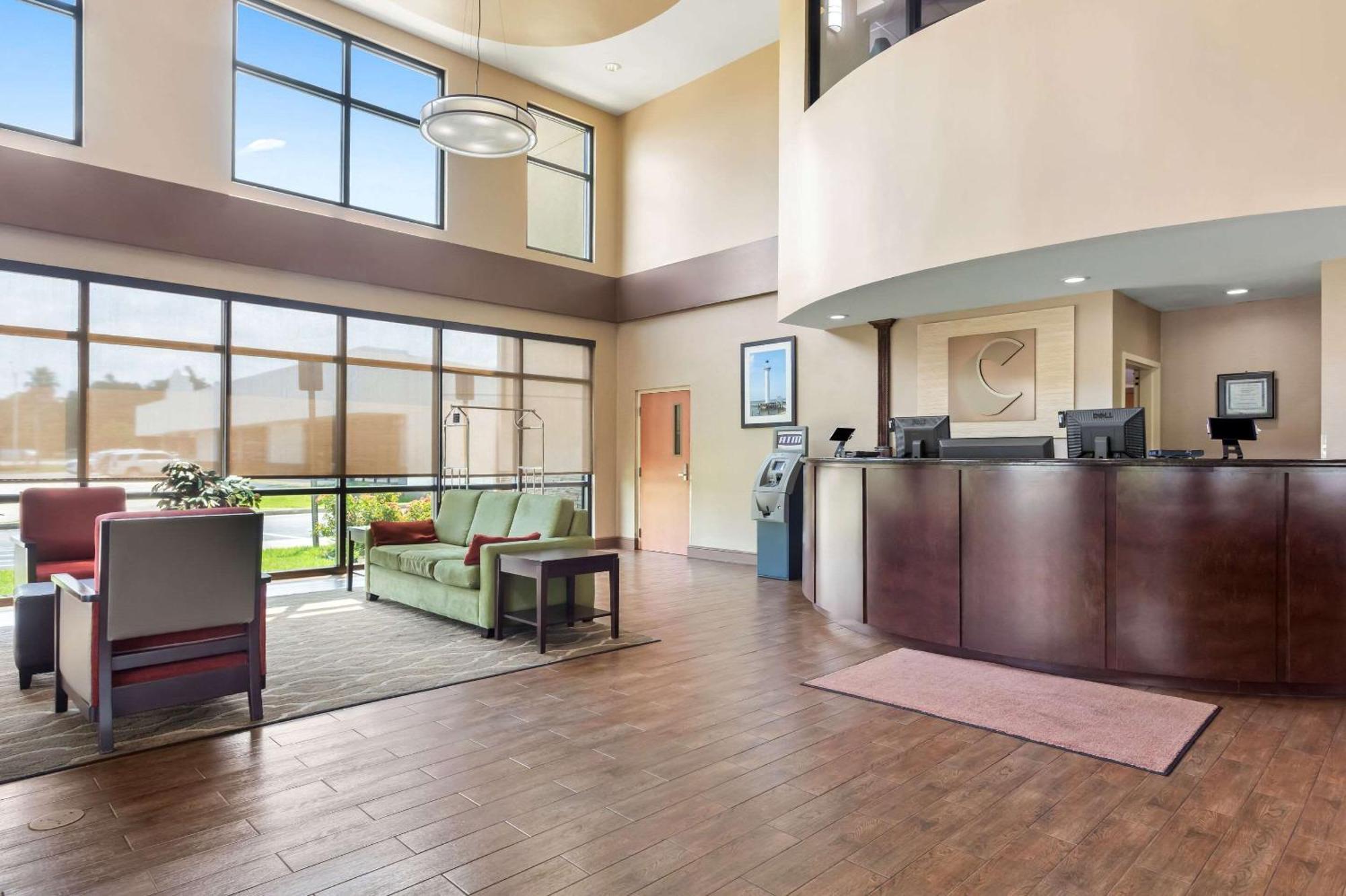 Comfort Suites Gulfport Εξωτερικό φωτογραφία